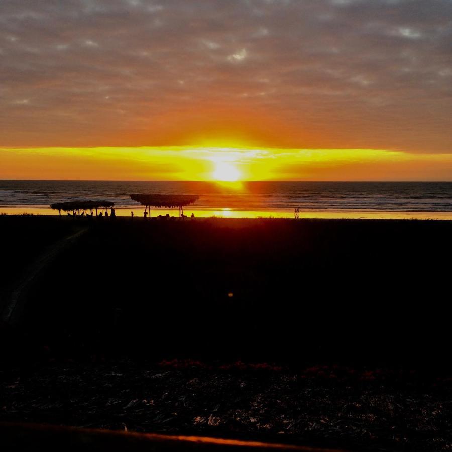 Canoa Suites Buitenkant foto
